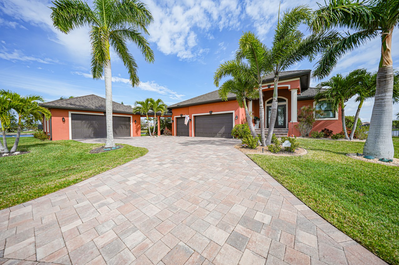 17110 Watchtower Lane